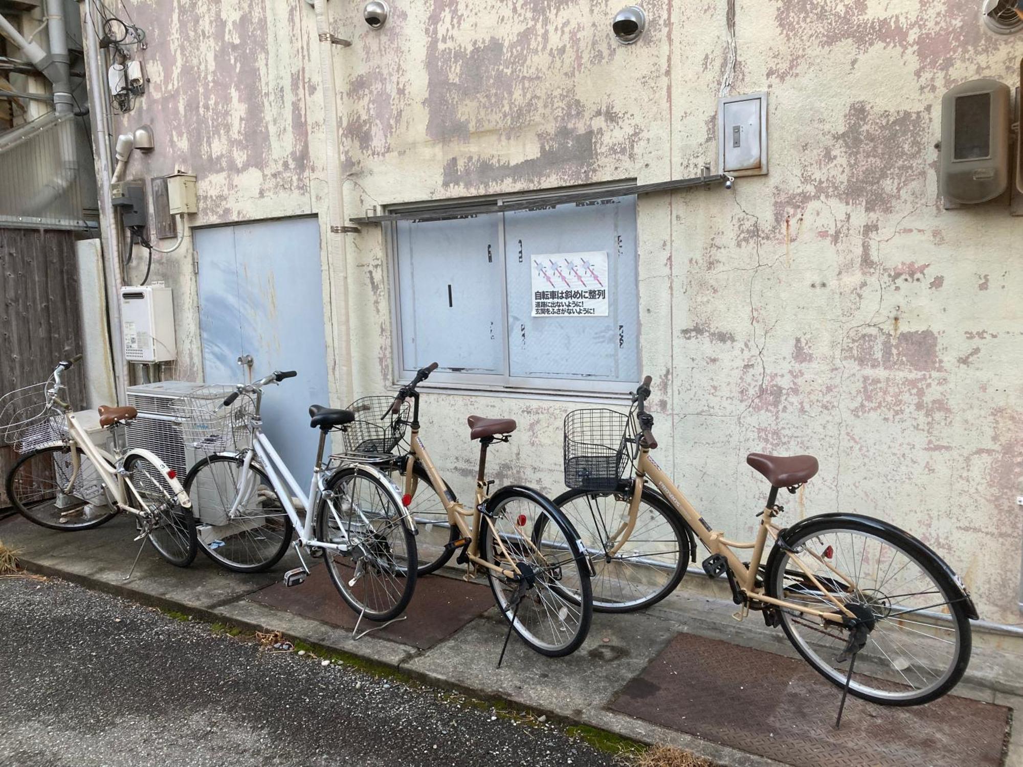Guesthouse Lululu 無料朝食&夕食ｶﾚｰ 街まで電車8分 ﾛｰｿﾝ隣 고치 외부 사진